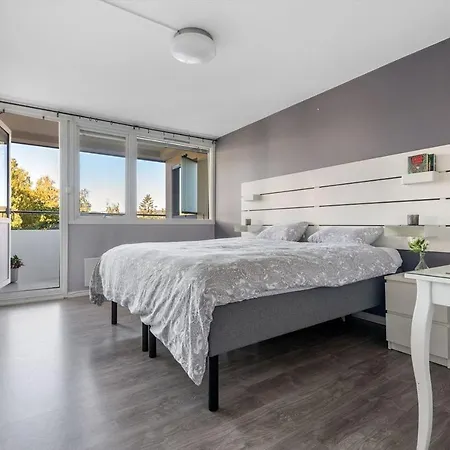 Spacious And Luxurious Appartamento